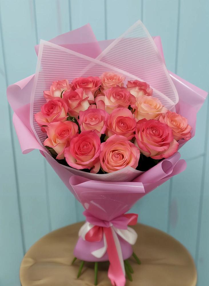 Букет 15 Розовых роз Равель в Товарково Тульская область 