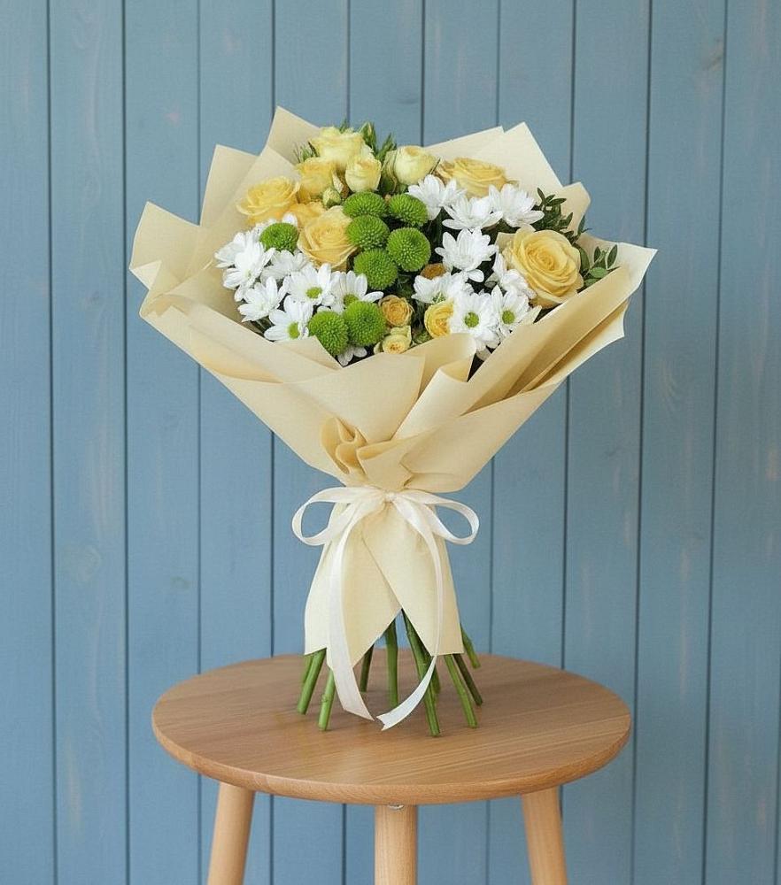 Букет цветов из: Хризантемы и Розы в Товарково Тульская область 
