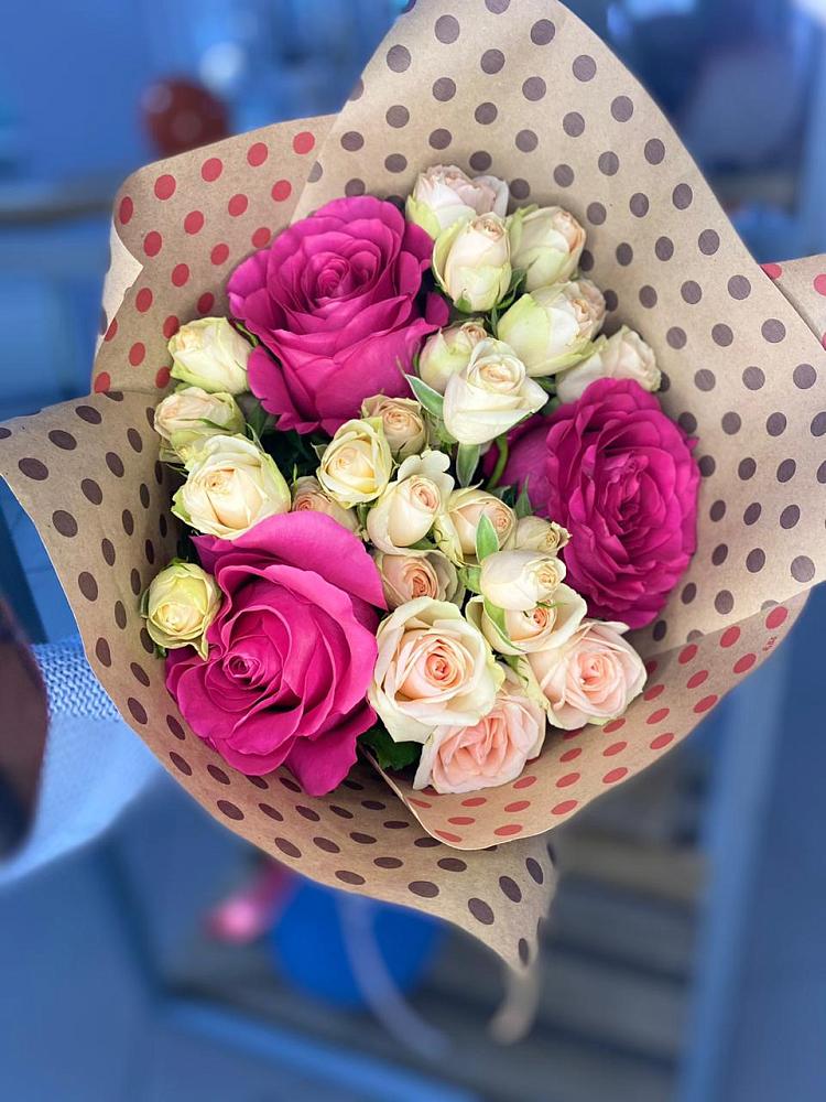 Букет цветов из: Розы в Товарково Тульская область 