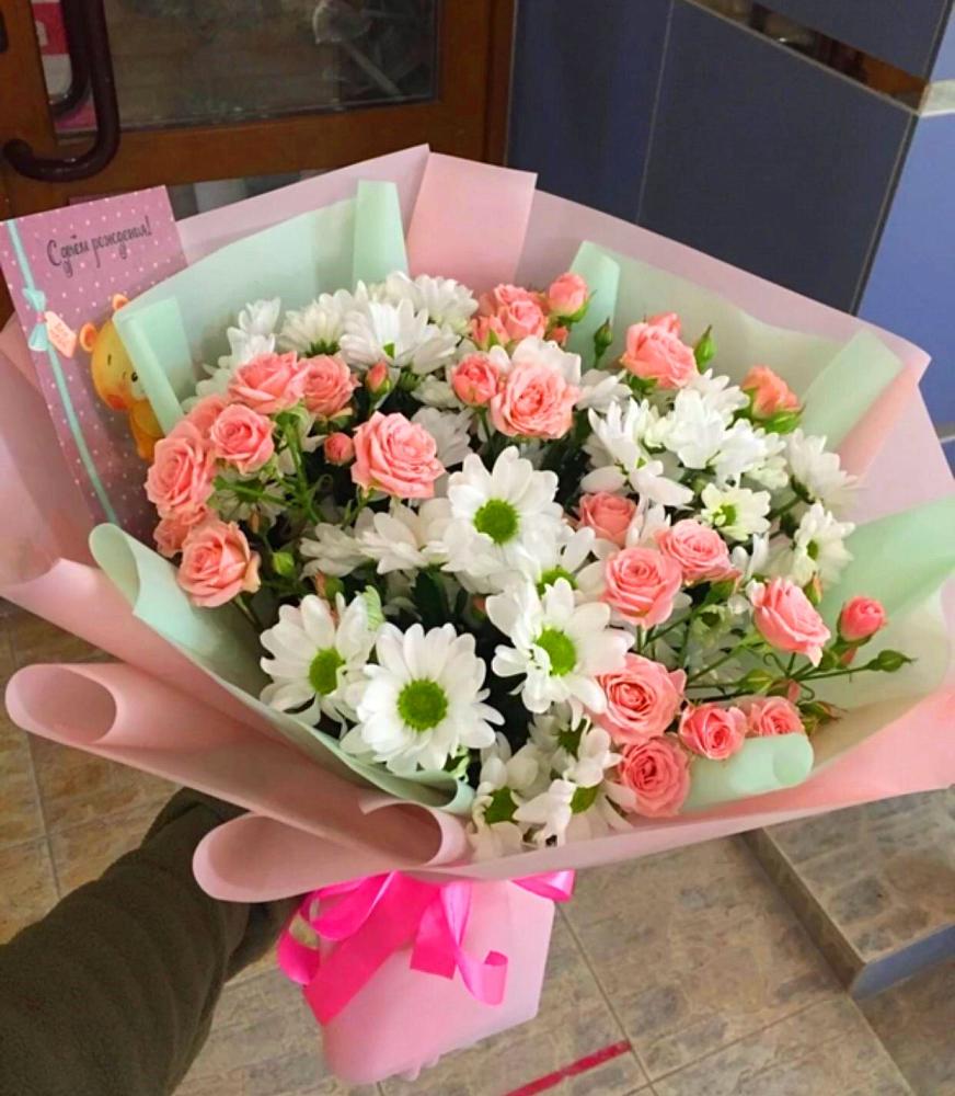 Букет цветов из: Розы и Хризантемы в Товарково Тульская область 