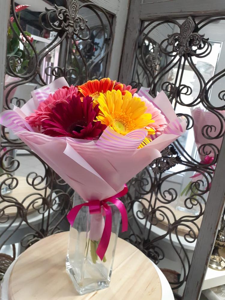 Букет цветов из: Герберы в Товарково Тульская область 