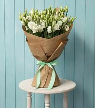 Букет цветов из:  Лизиантусы в Товарково Тульская область 