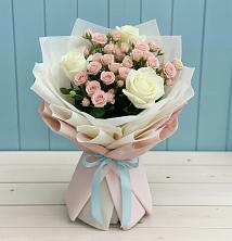 Букет цветов из:  Розы в Товарково Тульская область 