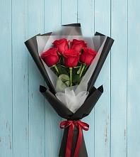 Букет цветов из:  Розы в Товарково Тульская область 
