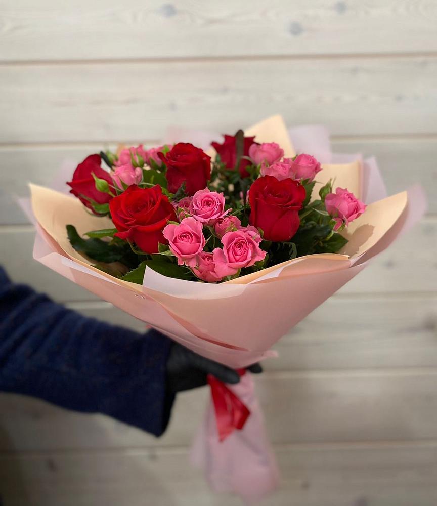 Букет цветов из: Розы в Товарково Тульская область 